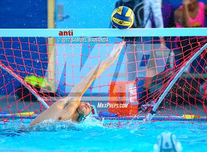 Thumbnail 3 in Taft vs Granada Hills Charter photogallery.