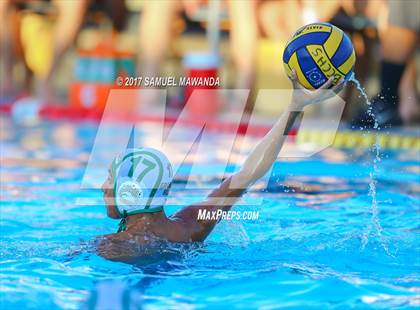 Thumbnail 2 in Taft vs Granada Hills Charter photogallery.