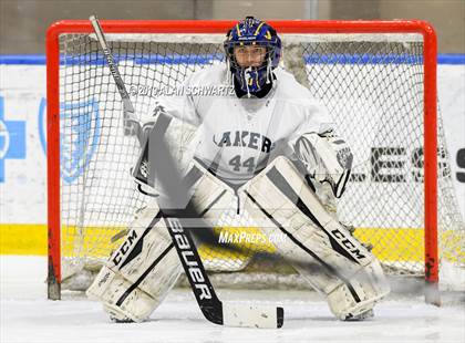 Thumbnail 1 in Queensbury vs. Skaneateles (NYSPHSAA Final) photogallery.