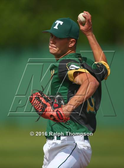 Thumbnail 1 in Tracy vs. Elk Grove (Boras Classic) photogallery.