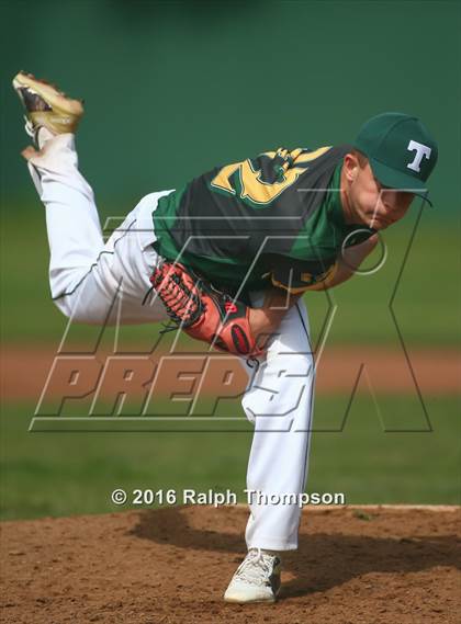 Thumbnail 2 in Tracy vs. Elk Grove (Boras Classic) photogallery.