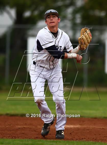 Thumbnail 1 in Tracy vs. Elk Grove (Boras Classic) photogallery.