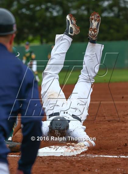 Thumbnail 3 in Tracy vs. Elk Grove (Boras Classic) photogallery.