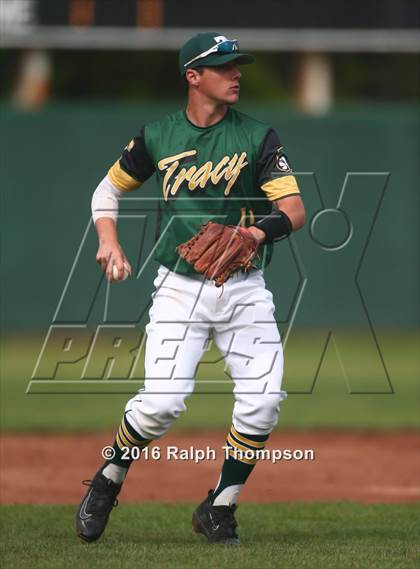 Thumbnail 2 in Tracy vs. Elk Grove (Boras Classic) photogallery.