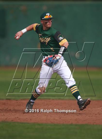 Thumbnail 1 in Tracy vs. Elk Grove (Boras Classic) photogallery.