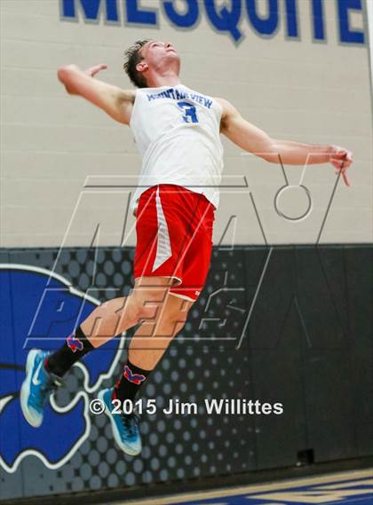 Thumbnail 3 in Hamilton vs. Mountain View (AIA Division 1 Semifinal) photogallery.
