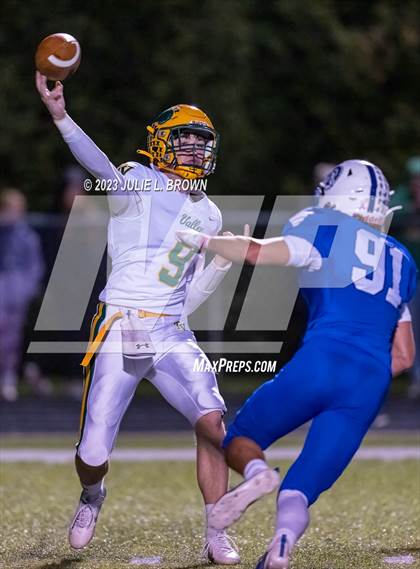 Thumbnail 2 in Tippecanoe Valley @ Indianapolis Bishop Chatard (IHSAA 3A Sectional 28 1st Round photogallery.
