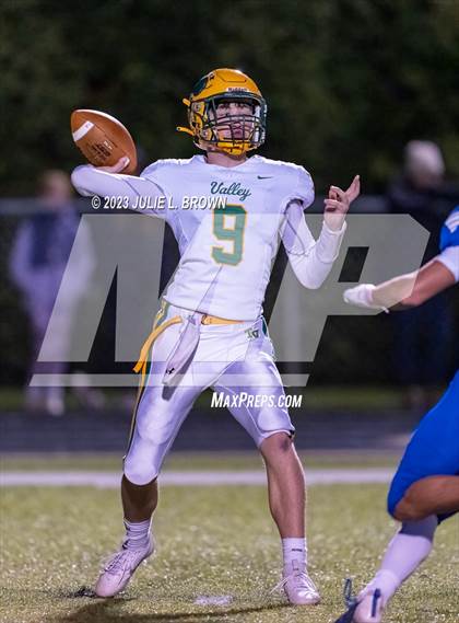 Thumbnail 1 in Tippecanoe Valley @ Indianapolis Bishop Chatard (IHSAA 3A Sectional 28 1st Round photogallery.