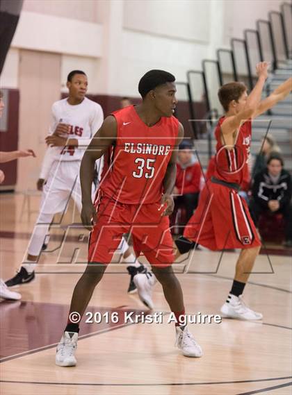 Thumbnail 1 in Valley View vs. Elsinore photogallery.