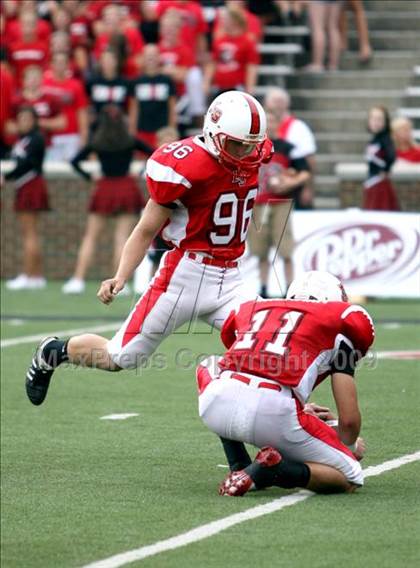 Thumbnail 2 in Oak Hills vs. La Salle (Skyline Crosstown Showdown) photogallery.