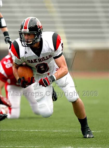 Thumbnail 3 in Oak Hills vs. La Salle (Skyline Crosstown Showdown) photogallery.