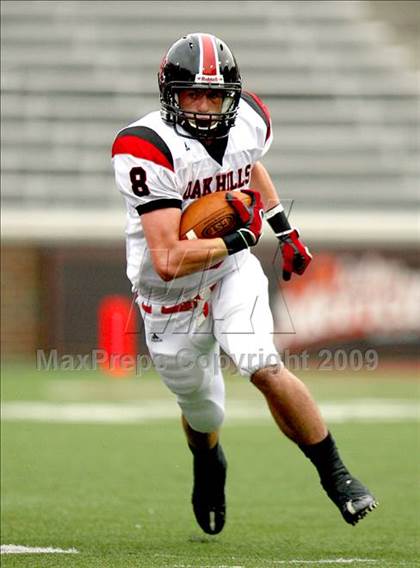 Thumbnail 1 in Oak Hills vs. La Salle (Skyline Crosstown Showdown) photogallery.