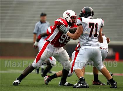 Thumbnail 3 in Oak Hills vs. La Salle (Skyline Crosstown Showdown) photogallery.