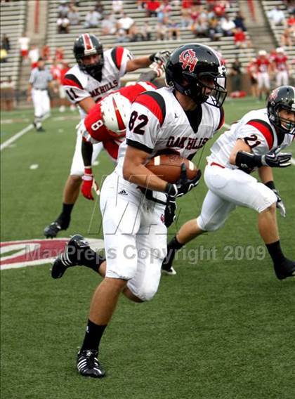 Thumbnail 1 in Oak Hills vs. La Salle (Skyline Crosstown Showdown) photogallery.