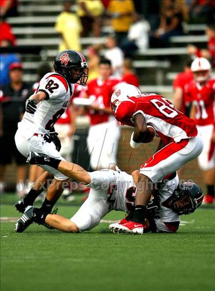Thumbnail 2 in Oak Hills vs. La Salle (Skyline Crosstown Showdown) photogallery.