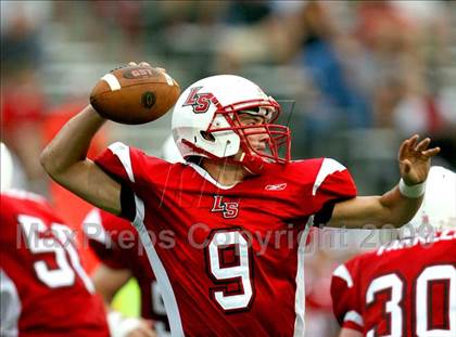 Thumbnail 2 in Oak Hills vs. La Salle (Skyline Crosstown Showdown) photogallery.