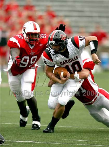 Thumbnail 2 in Oak Hills vs. La Salle (Skyline Crosstown Showdown) photogallery.