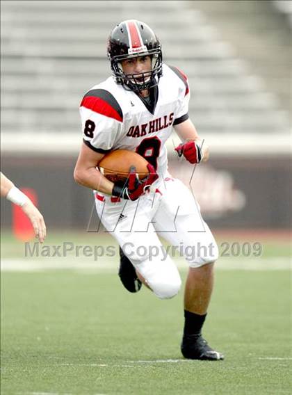 Thumbnail 2 in Oak Hills vs. La Salle (Skyline Crosstown Showdown) photogallery.