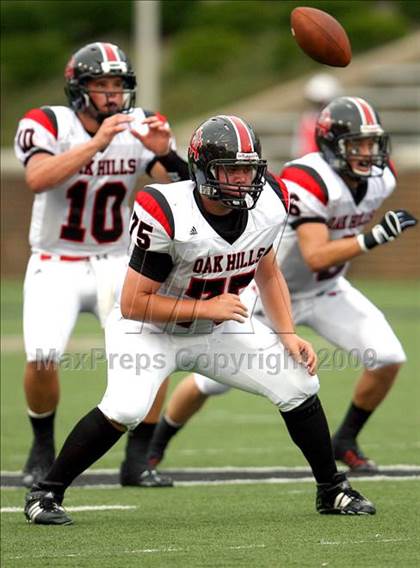 Thumbnail 1 in Oak Hills vs. La Salle (Skyline Crosstown Showdown) photogallery.