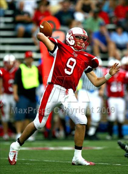 Thumbnail 3 in Oak Hills vs. La Salle (Skyline Crosstown Showdown) photogallery.