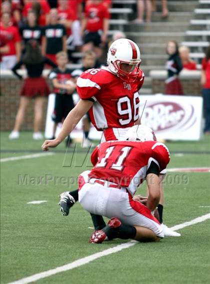 Thumbnail 3 in Oak Hills vs. La Salle (Skyline Crosstown Showdown) photogallery.