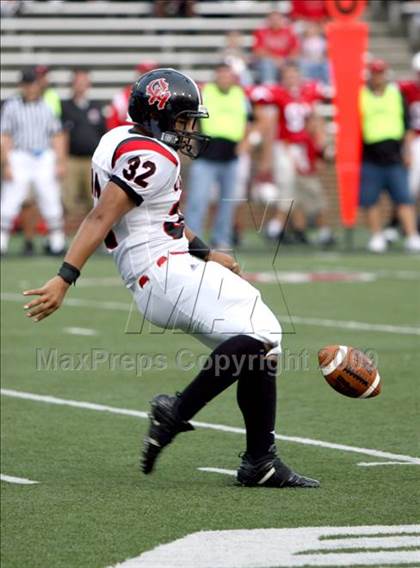 Thumbnail 3 in Oak Hills vs. La Salle (Skyline Crosstown Showdown) photogallery.