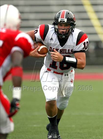 Thumbnail 2 in Oak Hills vs. La Salle (Skyline Crosstown Showdown) photogallery.