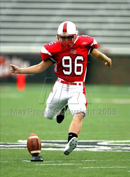 Thumbnail 2 in Oak Hills vs. La Salle (Skyline Crosstown Showdown) photogallery.