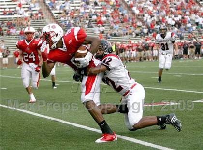Thumbnail 1 in Oak Hills vs. La Salle (Skyline Crosstown Showdown) photogallery.