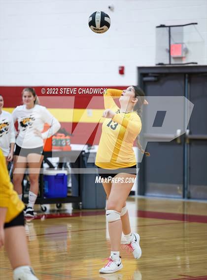 Thumbnail 2 in Saguaro @ Seton Catholic photogallery.