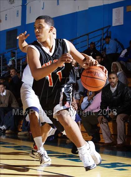 Thumbnail 1 in John Bowne vs Queens Teaching (Queens Jam Christmas Classic) photogallery.
