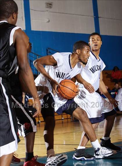 Thumbnail 1 in John Bowne vs Queens Teaching (Queens Jam Christmas Classic) photogallery.
