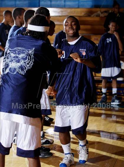 Thumbnail 1 in John Bowne vs Queens Teaching (Queens Jam Christmas Classic) photogallery.