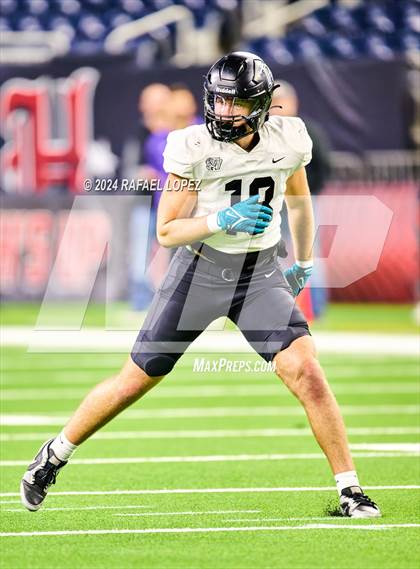 Thumbnail 1 in Iowa Colony vs. Randle (UIL 5A D2 Football Quarterfinal) photogallery.