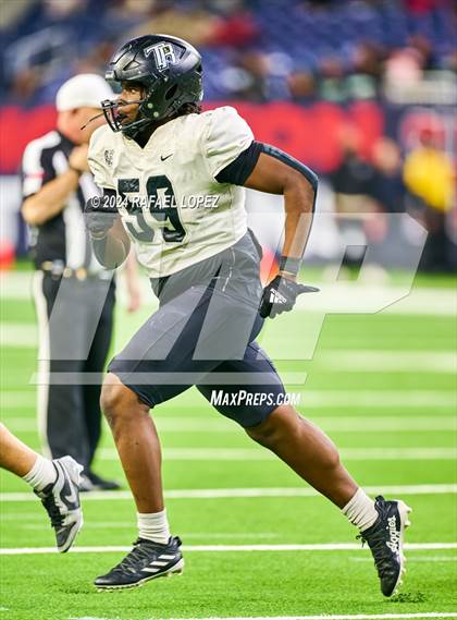 Thumbnail 1 in Iowa Colony vs. Randle (UIL 5A D2 Football Quarterfinal) photogallery.