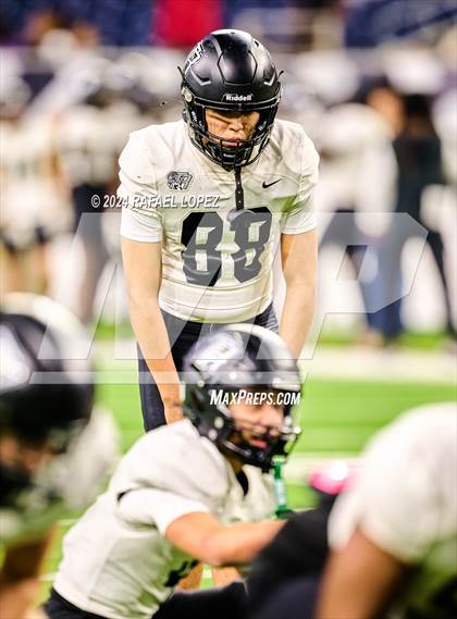 Thumbnail 1 in Iowa Colony vs. Randle (UIL 5A D2 Football Quarterfinal) photogallery.