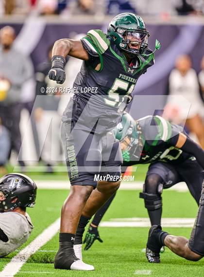 Thumbnail 3 in Iowa Colony vs. Randle (UIL 5A D2 Football Quarterfinal) photogallery.