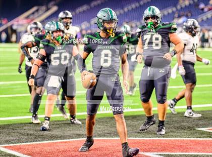 Thumbnail 3 in Iowa Colony vs. Randle (UIL 5A D2 Football Quarterfinal) photogallery.