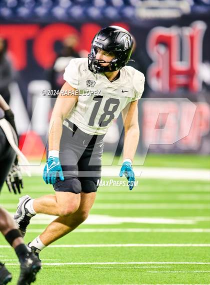Thumbnail 3 in Iowa Colony vs. Randle (UIL 5A D2 Football Quarterfinal) photogallery.