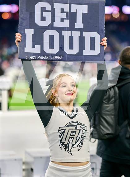 Thumbnail 2 in Iowa Colony vs. Randle (UIL 5A D2 Football Quarterfinal) photogallery.