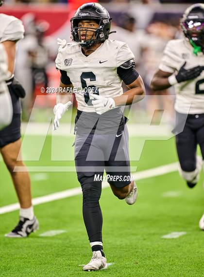 Thumbnail 3 in Iowa Colony vs. Randle (UIL 5A D2 Football Quarterfinal) photogallery.