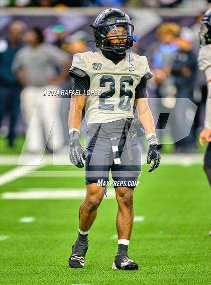 Thumbnail 3 in Iowa Colony vs. Randle (UIL 5A D2 Football Quarterfinal) photogallery.