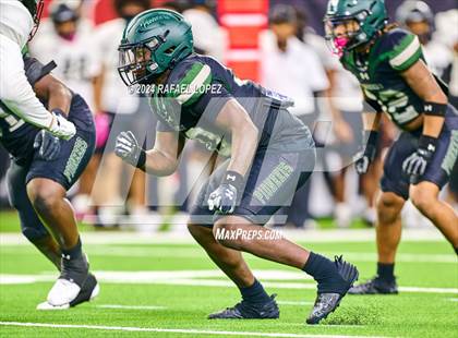 Thumbnail 3 in Iowa Colony vs. Randle (UIL 5A D2 Football Quarterfinal) photogallery.
