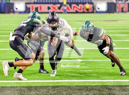 Thumbnail 3 in Iowa Colony vs. Randle (UIL 5A D2 Football Quarterfinal) photogallery.