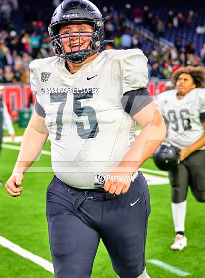Thumbnail 3 in Iowa Colony vs. Randle (UIL 5A D2 Football Quarterfinal) photogallery.