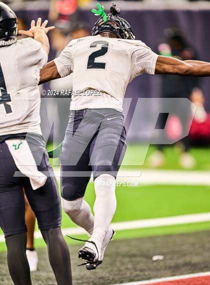 Thumbnail 3 in Iowa Colony vs. Randle (UIL 5A D2 Football Quarterfinal) photogallery.