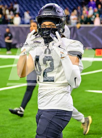 Thumbnail 3 in Iowa Colony vs. Randle (UIL 5A D2 Football Quarterfinal) photogallery.