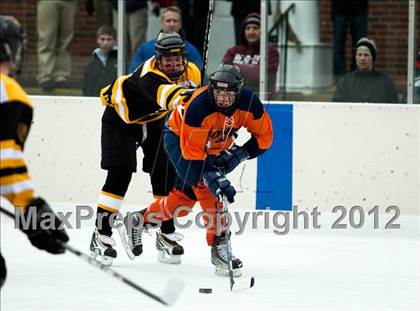 Thumbnail 1 in Clayton vs. Lutheran South (St. Louis Winter Classic) photogallery.