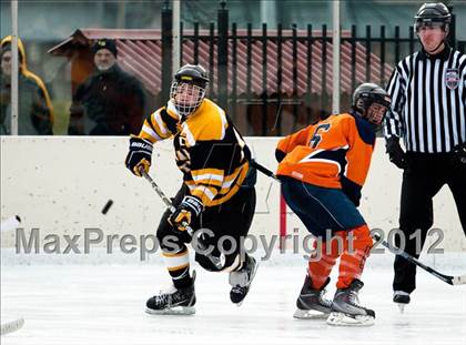 Thumbnail 1 in Clayton vs. Lutheran South (St. Louis Winter Classic) photogallery.