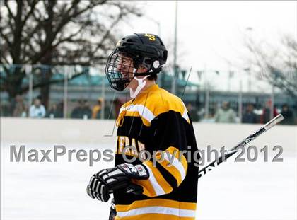 Thumbnail 1 in Clayton vs. Lutheran South (St. Louis Winter Classic) photogallery.